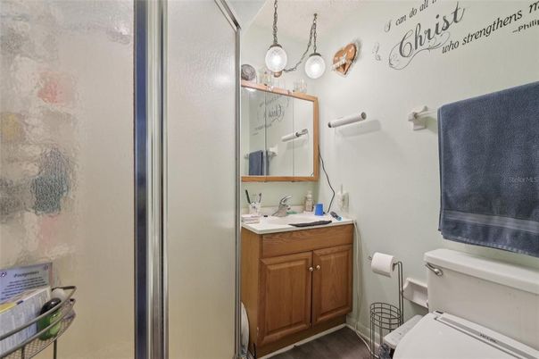 Bathroom, Interior, Pendant Lights, Wood Texture Flooring