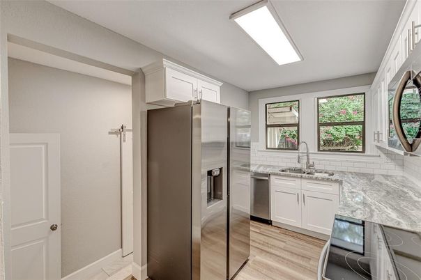Interior, Kitchen, Stainless Steel Appliances, Wood Texture Flooring