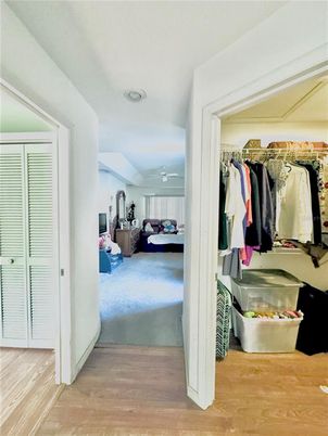 Interior, Walk-in Closets, Wood Texture Flooring