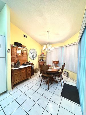 Chandelier, Dining room, Interior