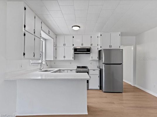 Interior, Kitchen, Wood Texture Flooring