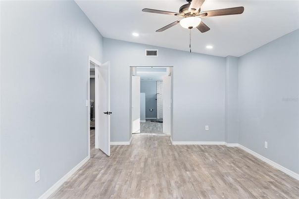 Empty room, Interior, Recessed Lighting, Wood Texture Flooring
