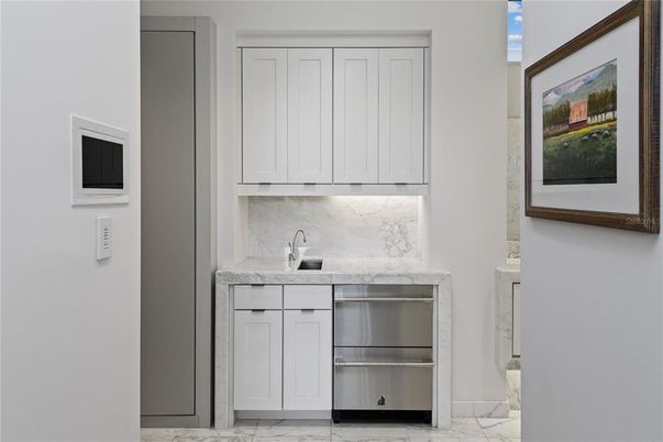 Interior, Kitchen, Marble, Stainless Steel Appliances