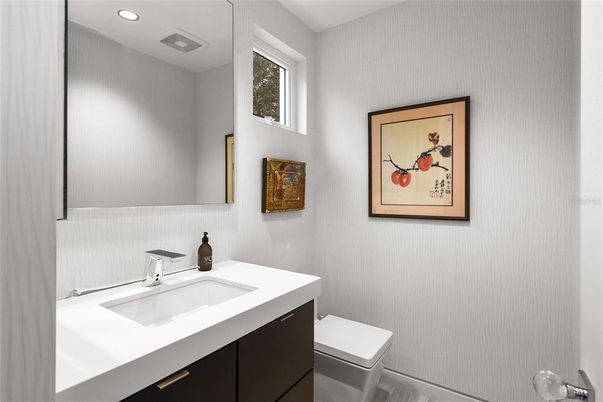 Bathroom, Interior, Recessed Lighting
