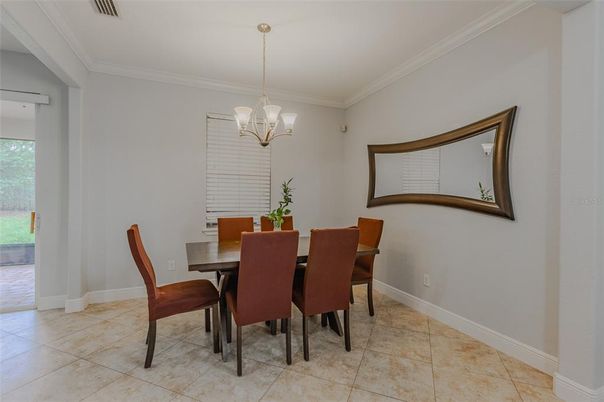 Chandelier, Dining room, Interior