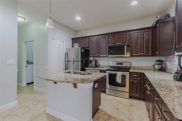 Interior, Kitchen, Pendant Lights, Recessed Lighting, Stainless Steel Appliances