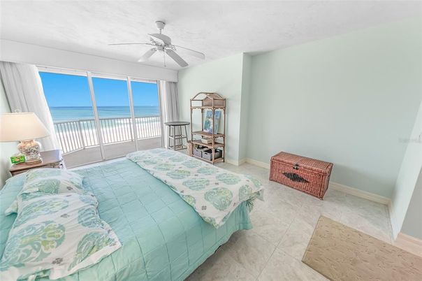 Bedroom, Interior, Water
