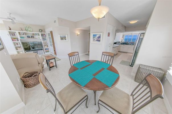 Dining room, Interior, Kitchen, Living room