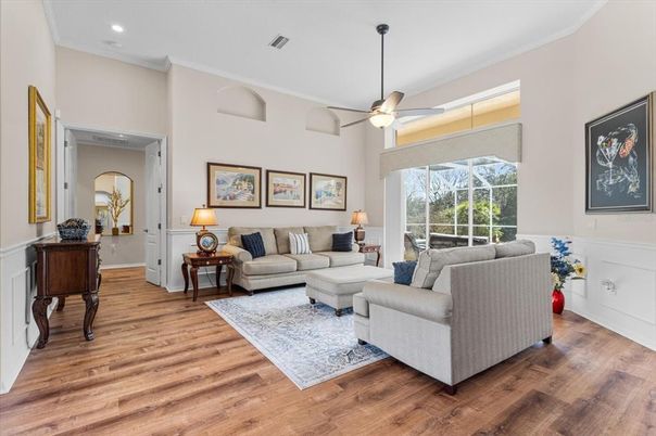 Interior, Living room, Recessed Lighting, Wood Texture Flooring