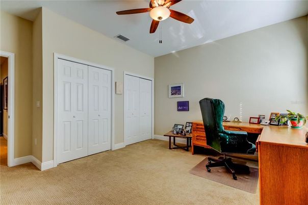 Home Office, Interior