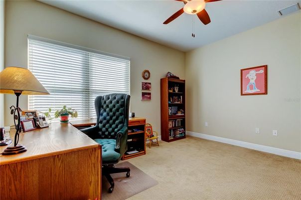 Home Office, Interior