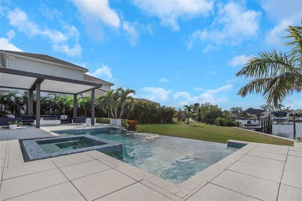 Exterior, Lake, Pool
