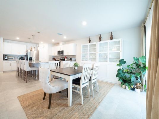 Dining room, Interior, Kitchen, Pendant Lights, Recessed Lighting, Stainless Steel Appliances