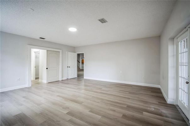 Empty room, Interior, Recessed Lighting, Wood Texture Flooring