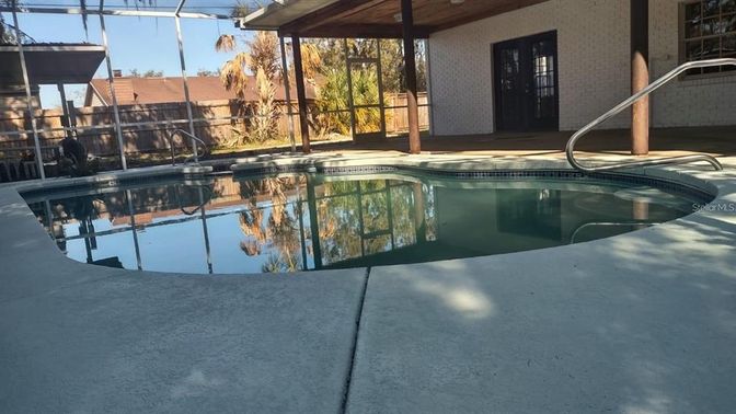 Interior, Pool