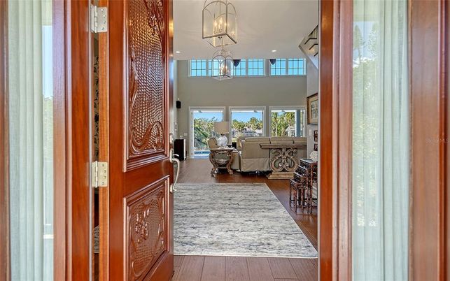Interior, Living room, Pendant Lights, Recessed Lighting, Wood Texture Flooring