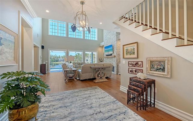 Interior, Living room, Pendant Lights, Recessed Lighting, Wood Texture Flooring