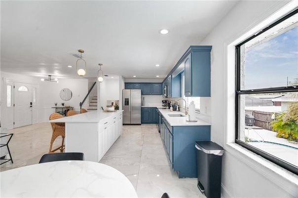 Interior, Kitchen, Pendant Lights, Recessed Lighting, Stainless Steel Appliances