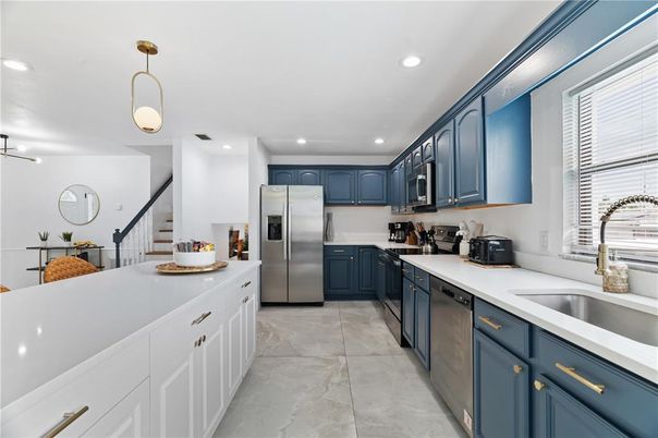 Interior, Kitchen, Pendant Lights, Recessed Lighting, Stainless Steel Appliances