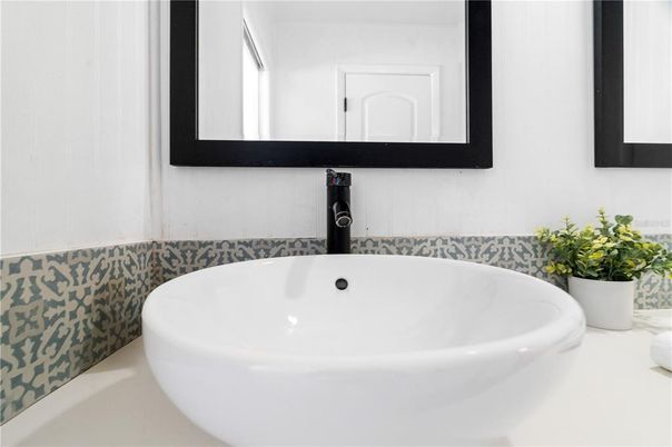 Bathroom, Free Standing Baths, Interior