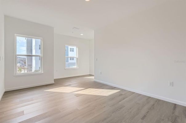 Empty room, Interior, Recessed Lighting, Wood Texture Flooring