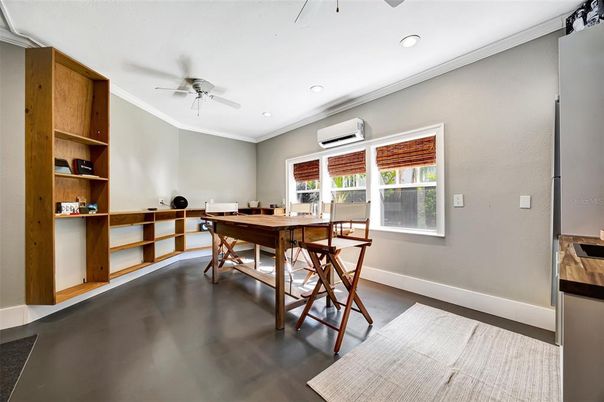 Dining room, Interior, Recessed Lighting