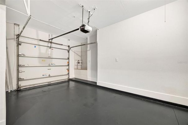Garage, Interior