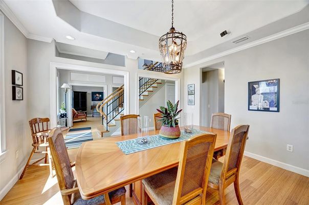 Chandelier, Dining room, Interior, Recessed Lighting, Wood Texture Flooring