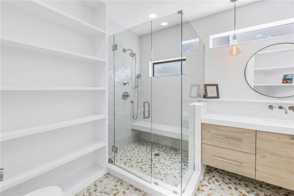 Bathroom, Glass Shower, Interior, Pendant Lights, Recessed Lighting
