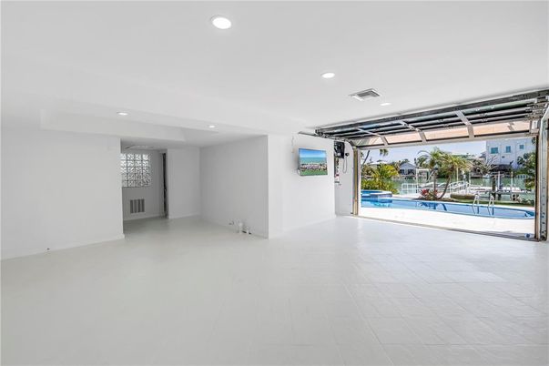 Garage, Interior, Recessed Lighting
