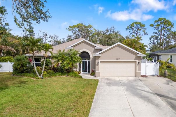 Attached, Backyard, Exterior, Facade, Ranch