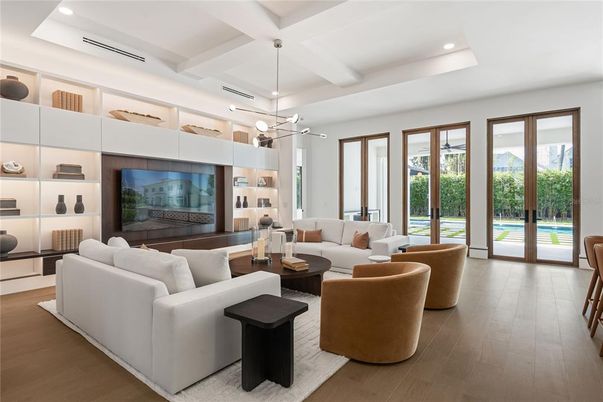 Interior, Living room, Pendant Lights, Recessed Lighting, Wood Texture Flooring