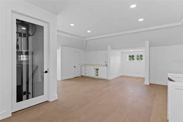 Empty room, Interior, Recessed Lighting, Wood Texture Flooring