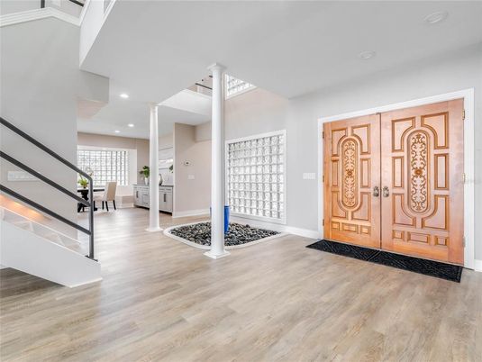 Interior, Recessed Lighting, Wood Texture Flooring