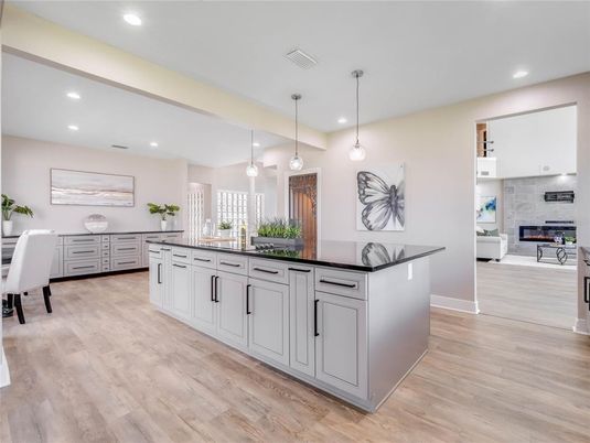 Fireplace, Interior, Kitchen, Pendant Lights, Recessed Lighting, Wood Texture Flooring