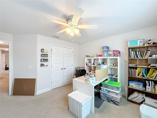 Home Office, Interior