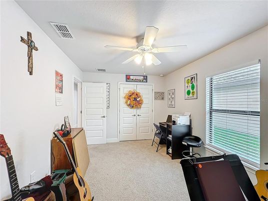 Home Office, Interior