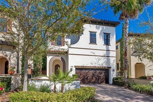Attached, Exterior, Facade, Mediterranean