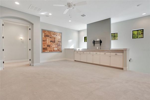 Empty room, Interior, Recessed Lighting