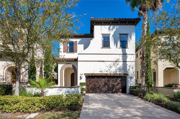 Attached, Exterior, Facade, Mediterranean