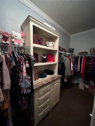 Interior, Walk-in Closets