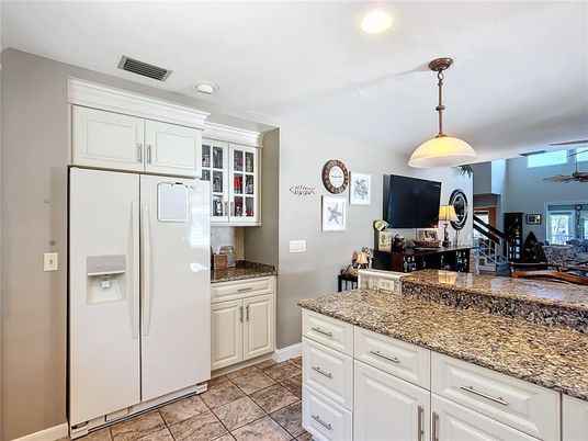 Interior, Kitchen, Pendant Lights, Recessed Lighting