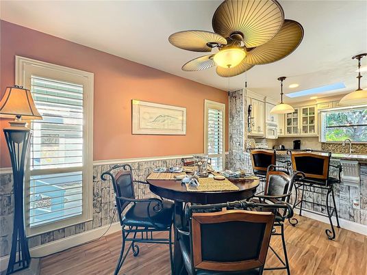 Dining room, Interior, Kitchen, Pendant Lights, Wood Texture Flooring