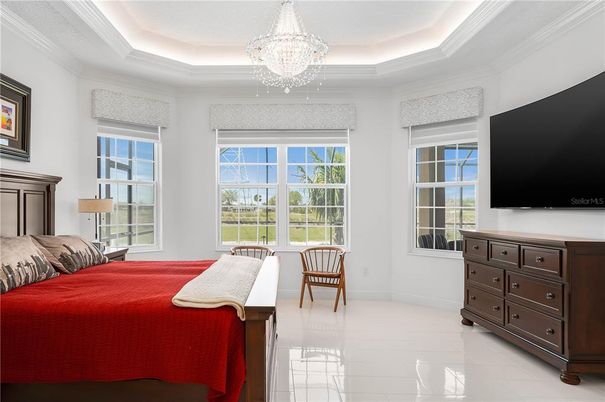 Bedroom, Chandelier, Dining room, Interior, Recessed Lighting