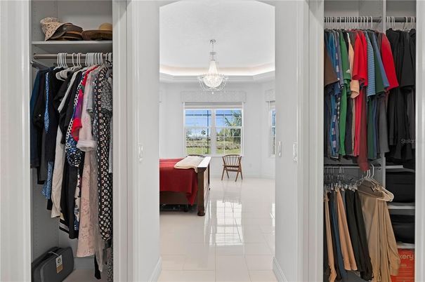 Chandelier, Interior, Walk-in Closets