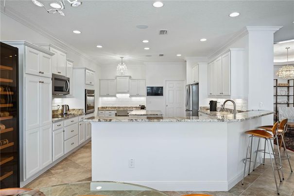 Chandelier, Interior, Kitchen, Recessed Lighting, Stainless Steel Appliances