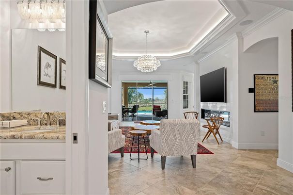 Chandelier, Dining room, Interior, Living room, Pendant Lights, Piano