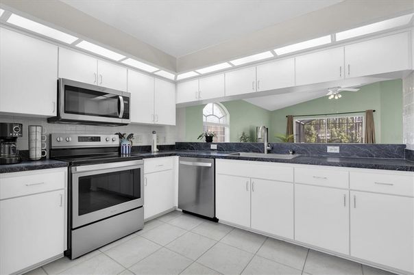 Interior, Kitchen, Stainless Steel Appliances