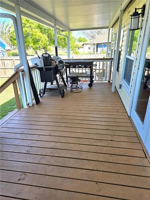 Exterior, Wood Texture Flooring