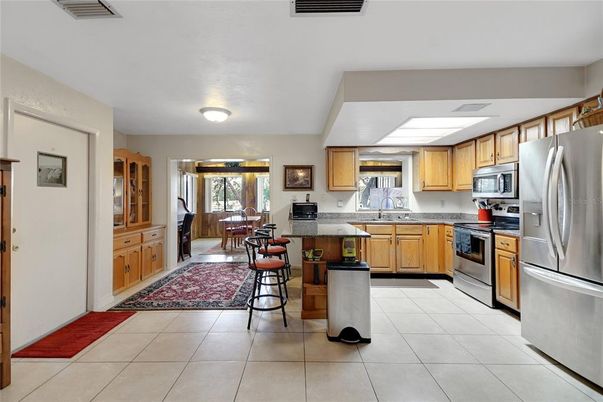 Dining room, Interior, Kitchen, Stainless Steel Appliances
